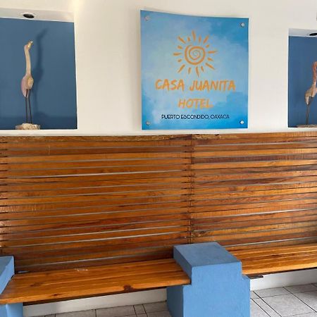 Hotel Casa Juanita Пуерто-Ескондідо Екстер'єр фото